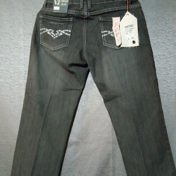 NWT Grey Capris - Picture 3 of 10